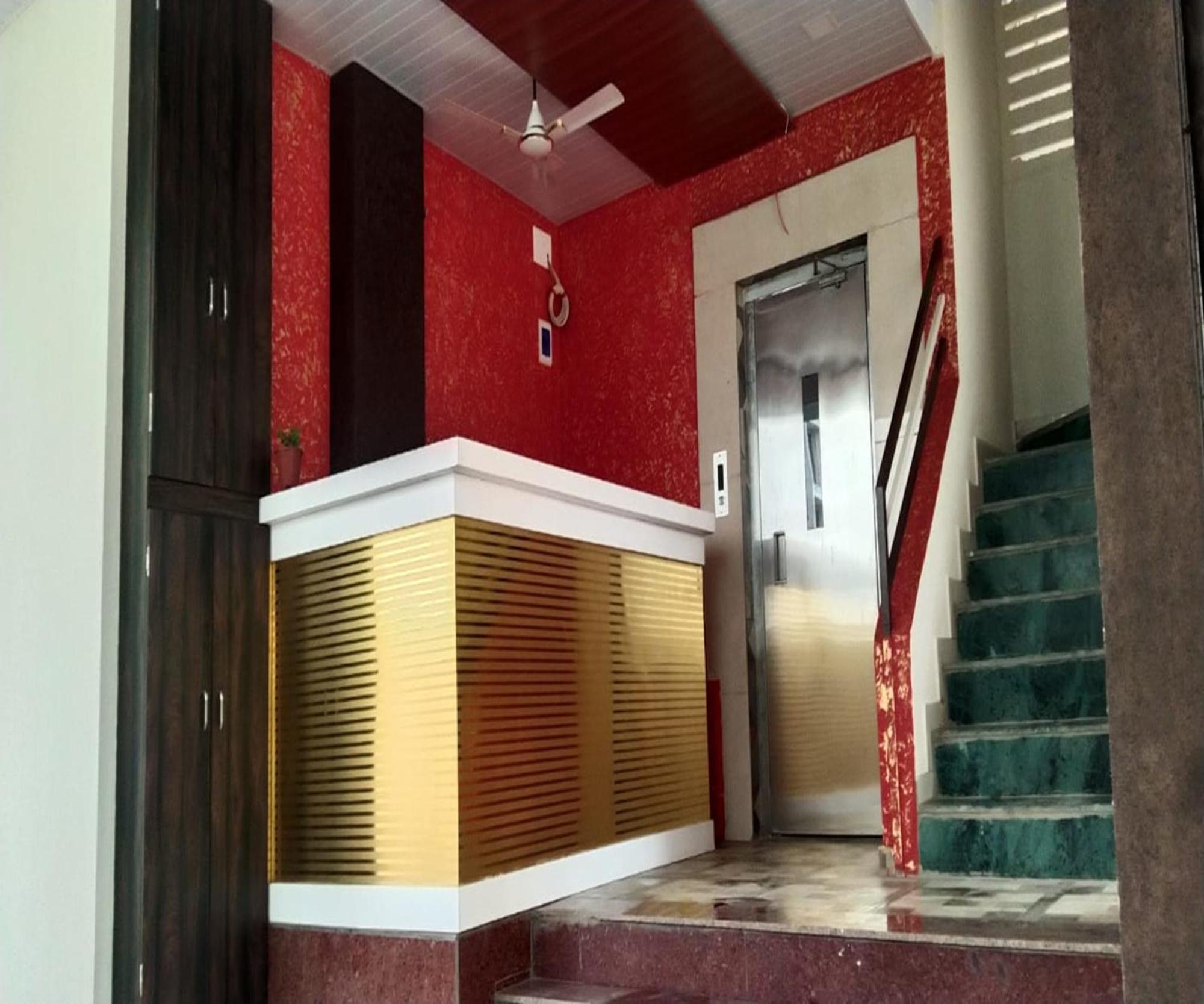 Hotel Om Sai นาวีมุมไบ ภายนอก รูปภาพ