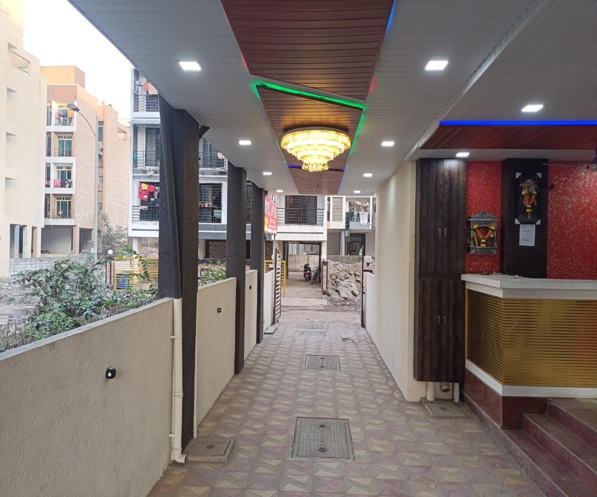 Hotel Om Sai นาวีมุมไบ ภายนอก รูปภาพ